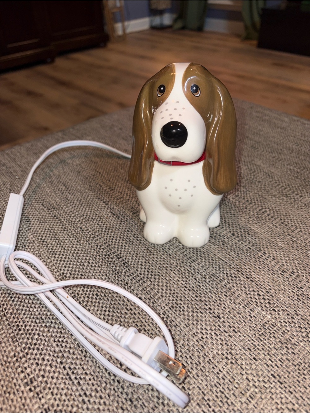 RETIRED Charlie Basset Hound Dog
The Pioneer Woman Plug-In Oil Air Diffuser